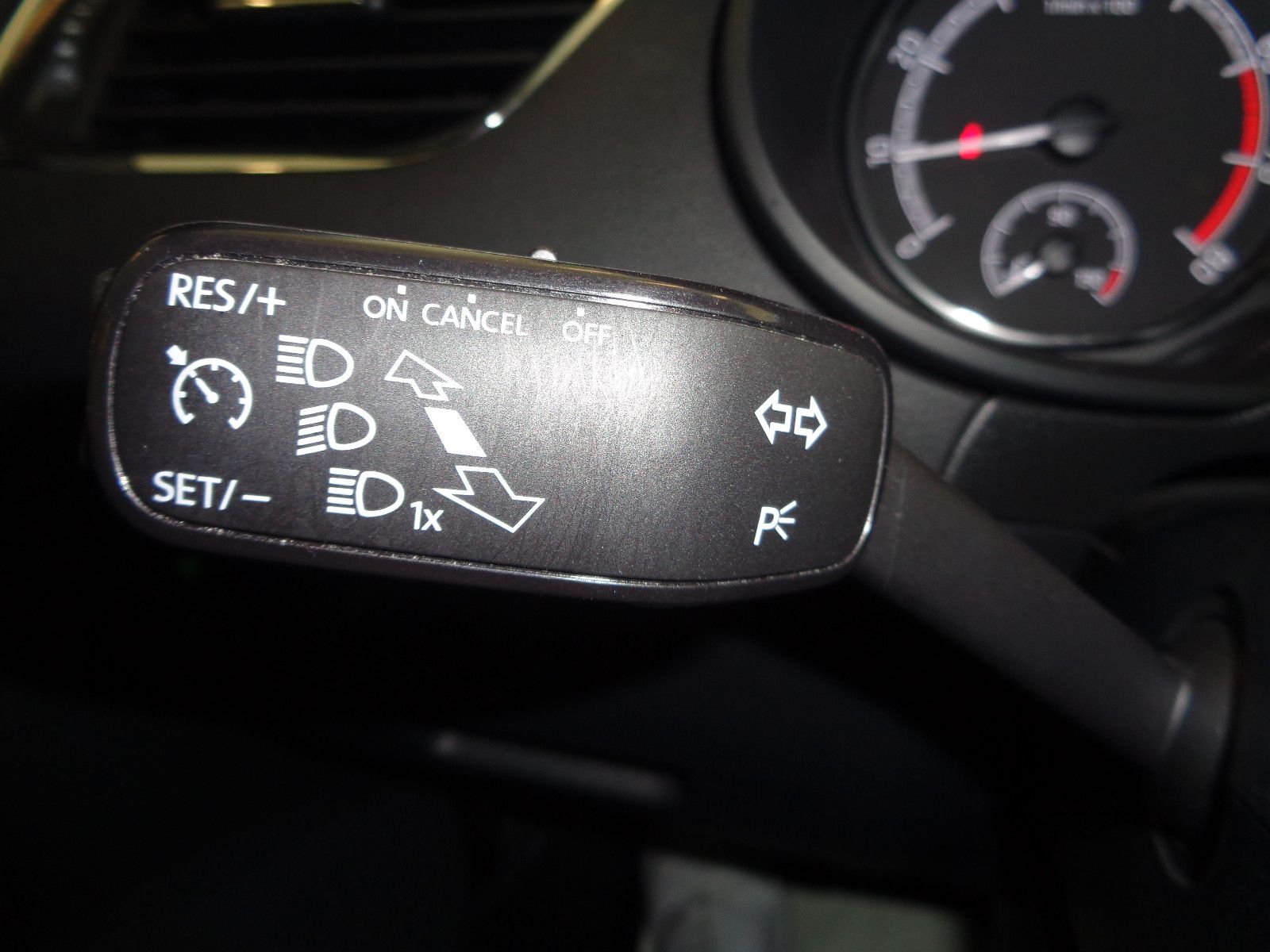 Fahrzeugabbildung SKODA Octavia 1.4 TSI DSG / SCHECKHEFT / KLIMA /