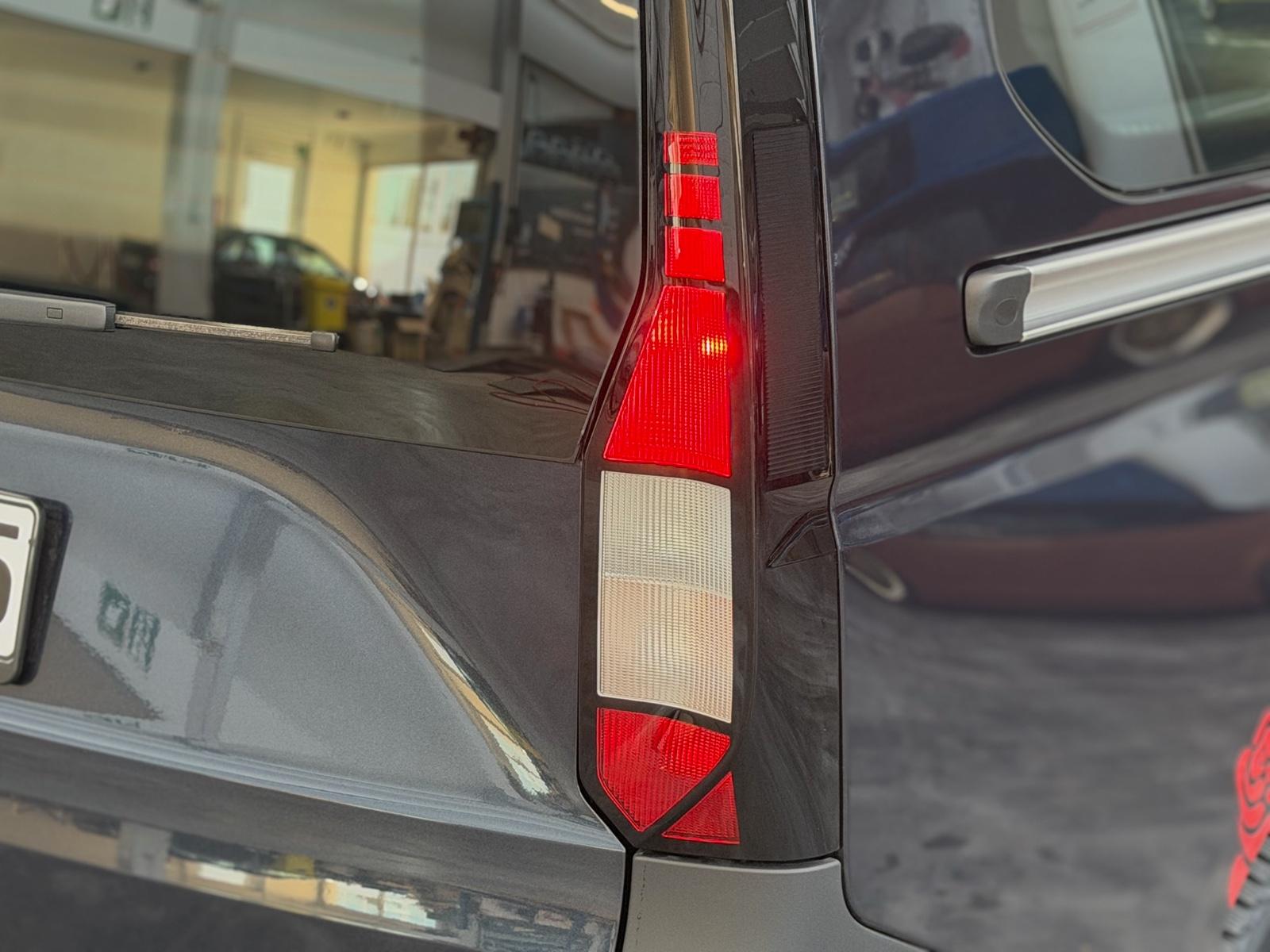 Volkswagen Caddy Basis Maxi #AHK#5j.Garantie#7Sitze#SHZ#App