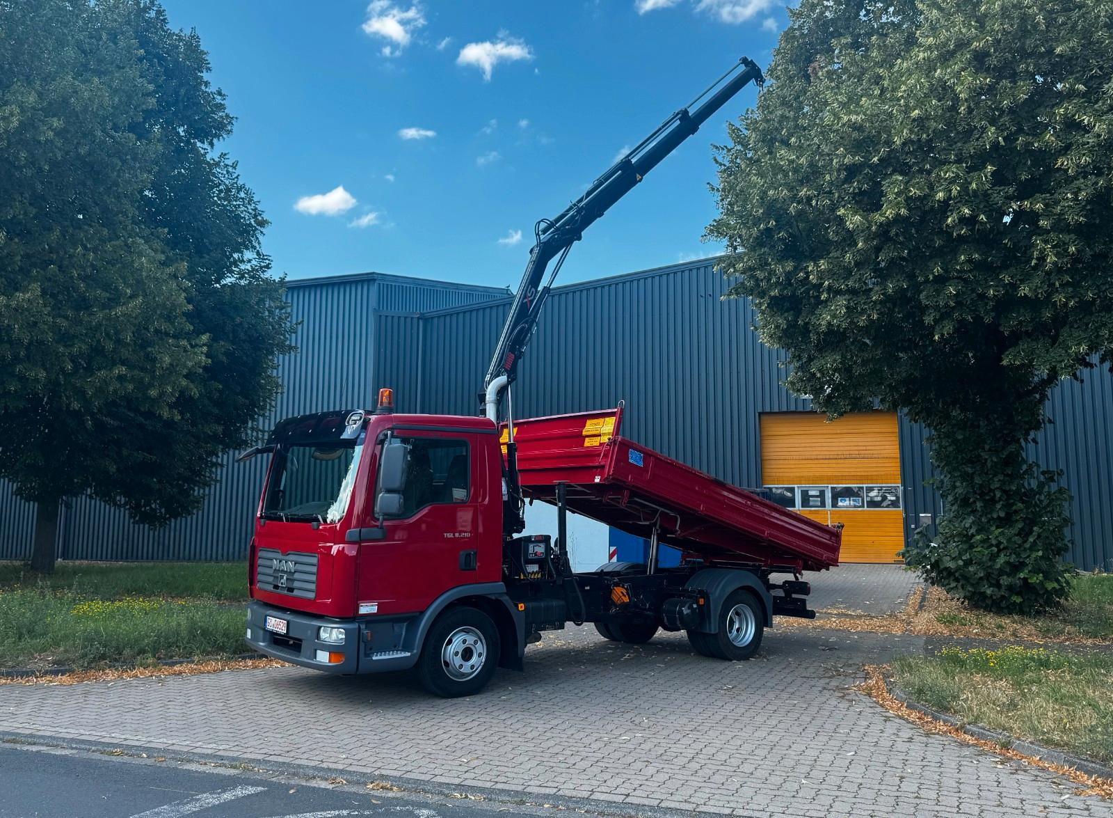 MAN TGL 8.210 - Kran HIAB - 60 TKm - 1. Hand