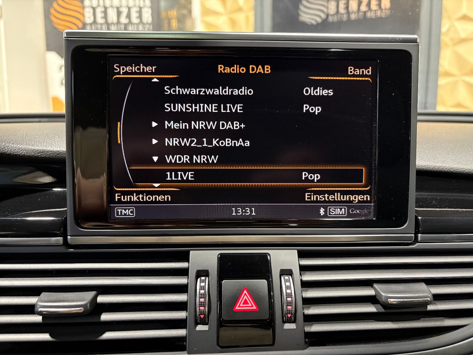 Fahrzeugabbildung Audi RS6 Avant 4.0 TFSI quattro performance/RAUTE/360