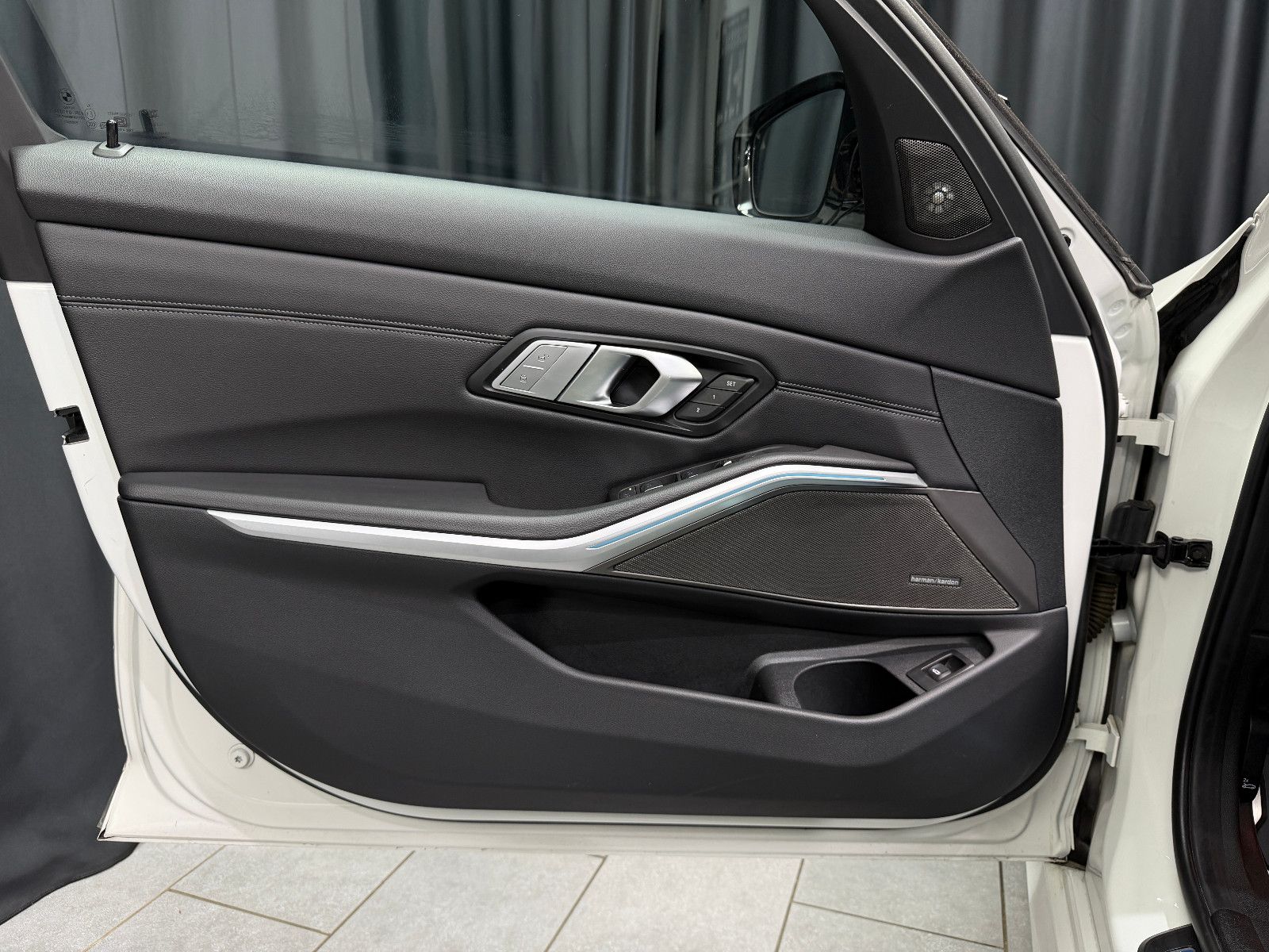 Fahrzeugabbildung BMW M340i xDrive Touring LCI |H/K|360°|PANO|HuD