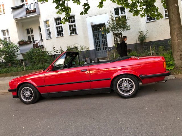 BMW 325i E30 Cabrio Shadowline, 171 PS ohne Ka...