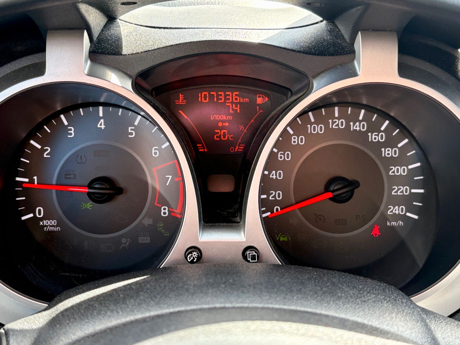 Fahrzeugabbildung Nissan Juke 1.2 N-Vision Navi Leder Kamera SCHECKHEFT
