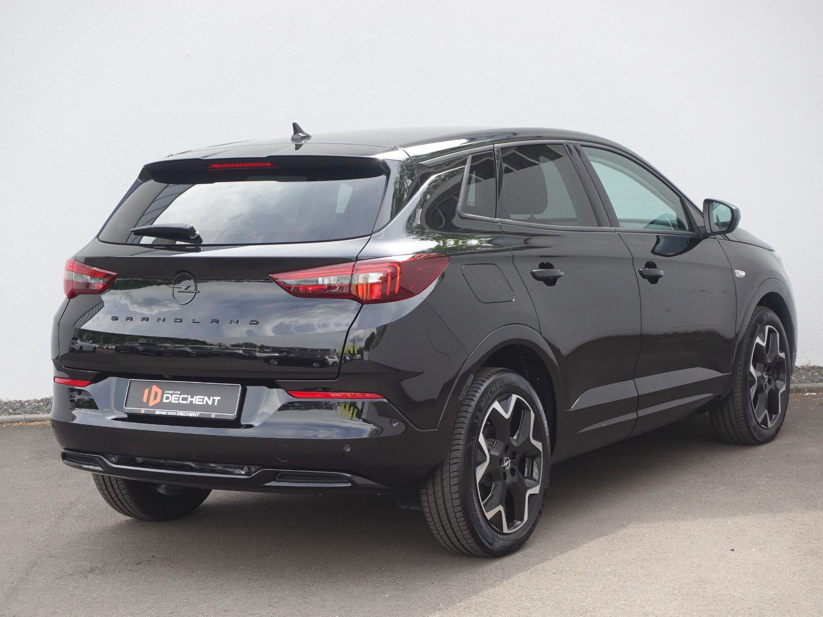 Fahrzeugabbildung Opel Grandland GS 1.2T,Navi,Kamera,19",Sitzhz,VollLED