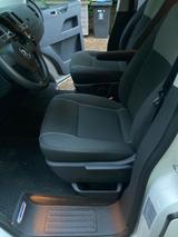 Volkswagen T5 Multivan - weiße Volkswagen T5 Multivan