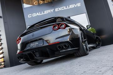 صورة مصغرة 33 لـ 2018 Ferrari GTC4LUSSO