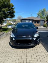 Andere Auto Ford S Max 1,6 EcoBoost Trend - Andere mit Benzin-Antrieb: Kleinbus