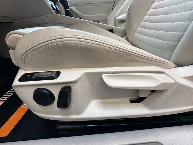 Volkswagen Highline  *4Motion*Pano*Led*Kamera*Massage*