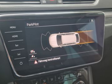 Fahrzeugabbildung SKODA Superb Combi 2.0 TDI 4x4 DSG Style NAVI STNDHZNG