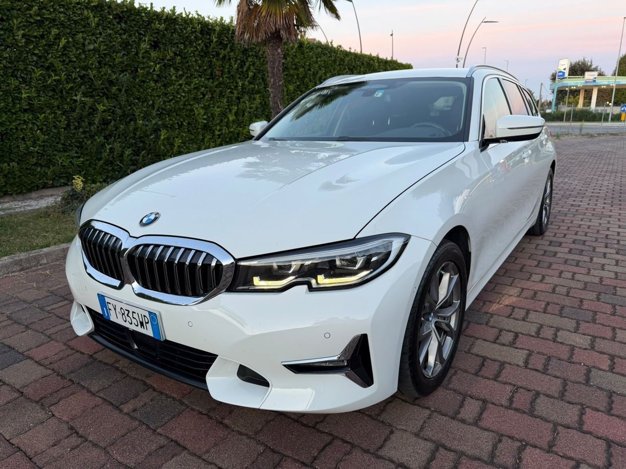 BMW Bmw 320 320d xDrive Touring Sport