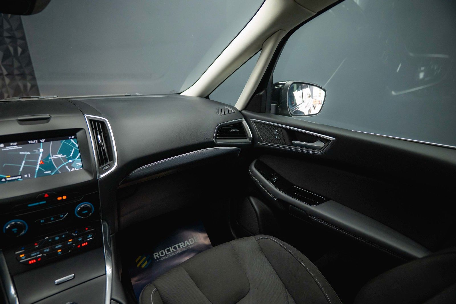 Fahrzeugabbildung Ford S-Max Titanium 2.0 EcoBoost *ACC*Kamera*LED*