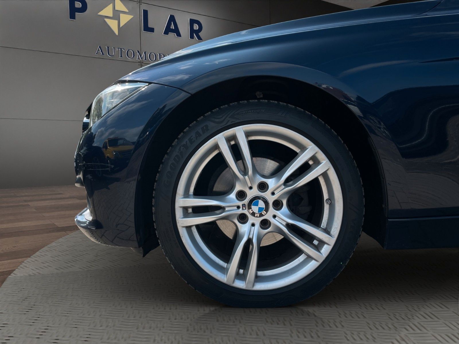 Fahrzeugabbildung BMW 316d Touring*Navi*Kamera*ACC*Sitzheizung*