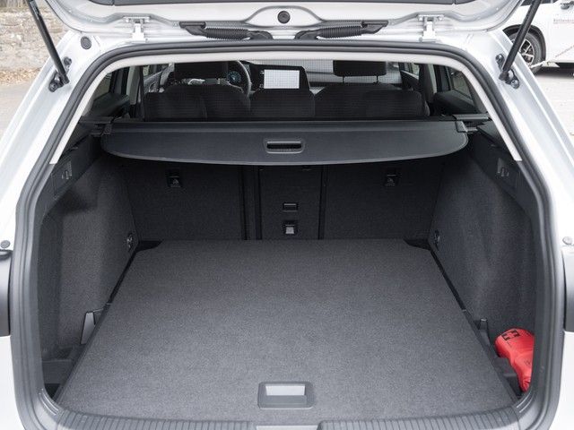 Golf VIII Variant Style TDI DSG Matrix ACC Lenkr