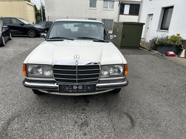 Mercedes-Benz 300d