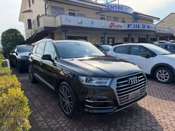 Audi Q7 - 3