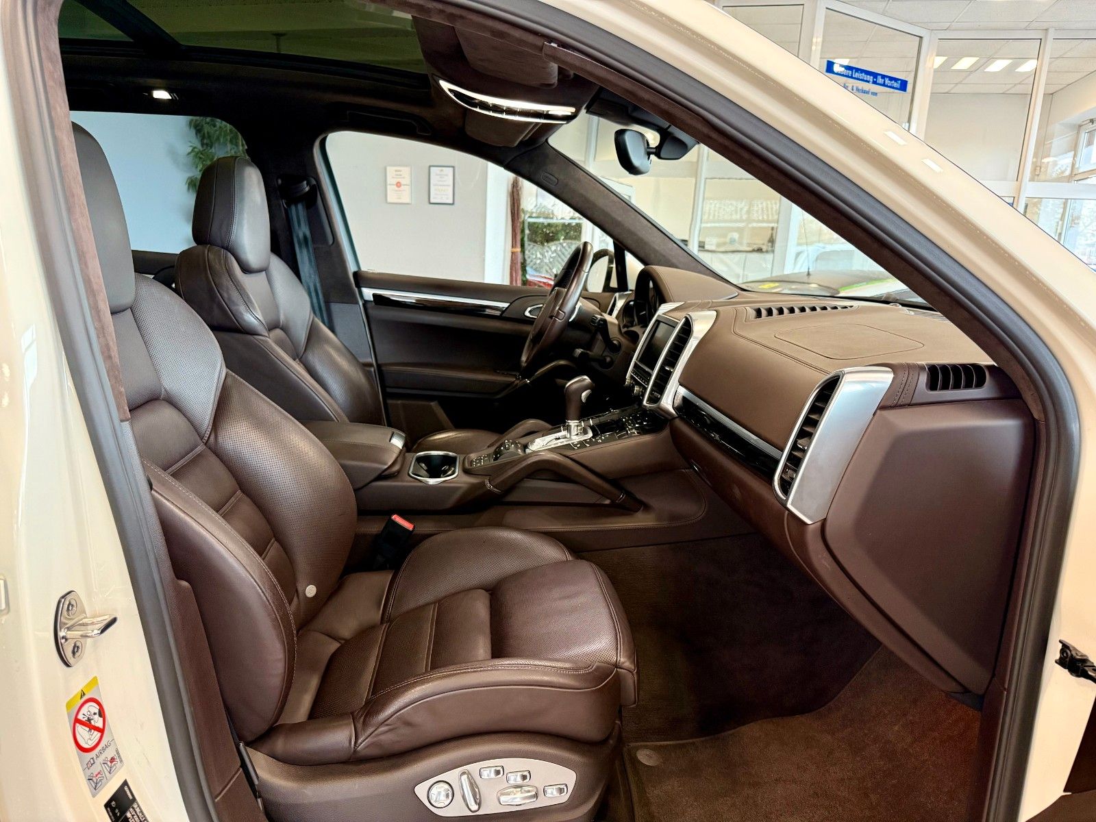 Fahrzeugabbildung Porsche Cayenne Turbo Luftfederung/ Panorama/AHK/21Zoll