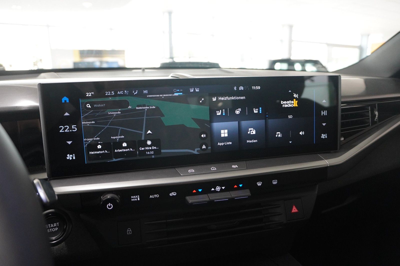 Fahrzeugabbildung Opel Grandland 1.2 48V HYBRID EDIT. NAVI/LED/KAMERA