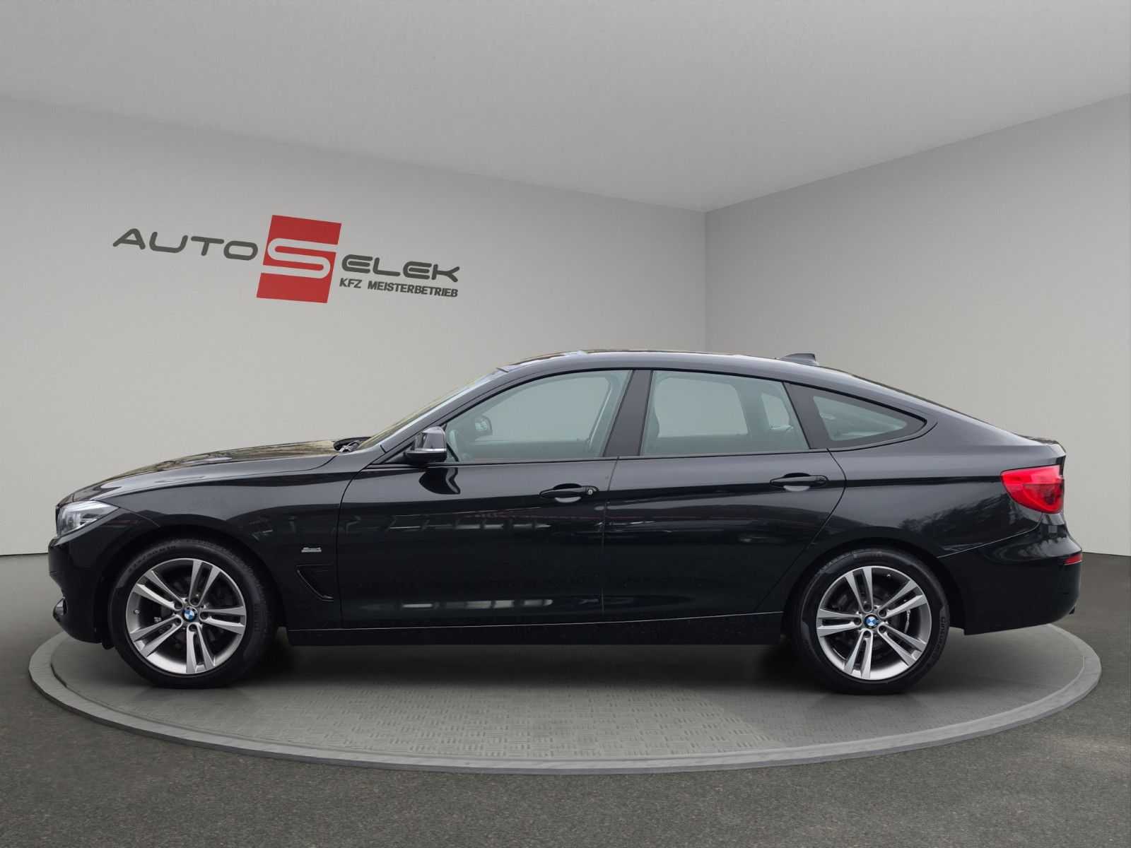 Fahrzeugabbildung BMW 320 3 Gran Turismo xDrive Sport Line Aus 1.Hand
