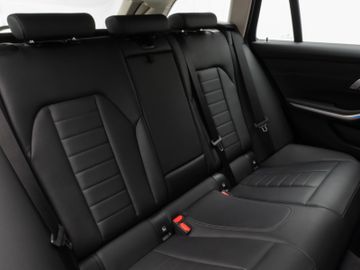 Fahrzeugabbildung BMW 320d xD Sport Line Kamera Laser HiFi AHK Komfort