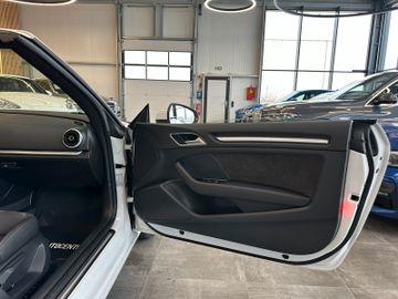 Audi A3 Cabriolet ambition *Navi*Xenon*Alcantara*