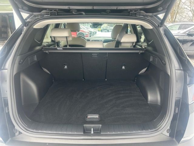 Fahrzeugabbildung Hyundai Tucson Prime Plug-In Hybrid 4WD+Assistenz-Paket+