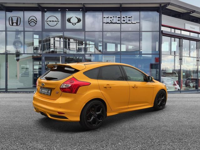 Ford Focus ST °RECARO°Bi-Xenon°Navi°Keyless°AAC°SHZ°