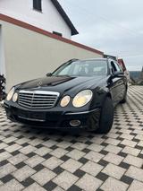 Mercedes-Benz Mercedes e Klasse 220 CDI - gebrauchte Mercedes-Benz E 220 aus dem Jahr 2008