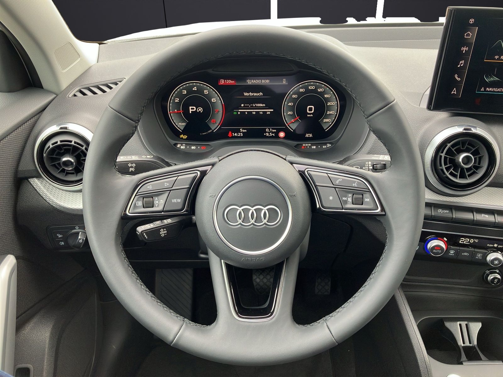 Fahrzeugabbildung Audi Q2 35 TFSI advanced S tronic Matrix Vorb. AHZV