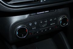 Fahrzeugabbildung Ford Focus ST Turnier Automatik LED AHK ACC CAM uvm