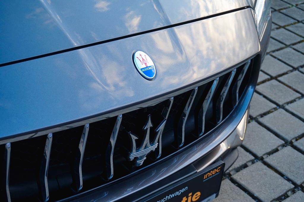 Maserati Quattroporte