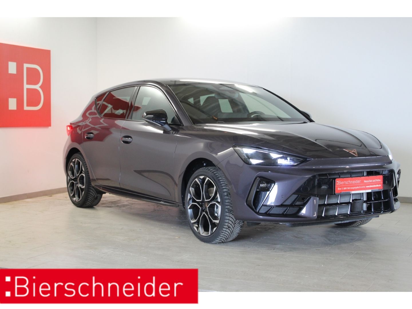 Cupra Leon 1.5 eTSI DSG 18 PANO NAVI INTELLI.-DRIVE 5J