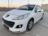 Peugeot 207 CC Cabrio Platinum KLIMA SZH PDC GARANTIE - Peugeot 207: Weiß