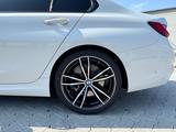 BMW 330d Lim. M-Sport  - BMW 330 mit Diesel-Antrieb: Alcantara, Limousine