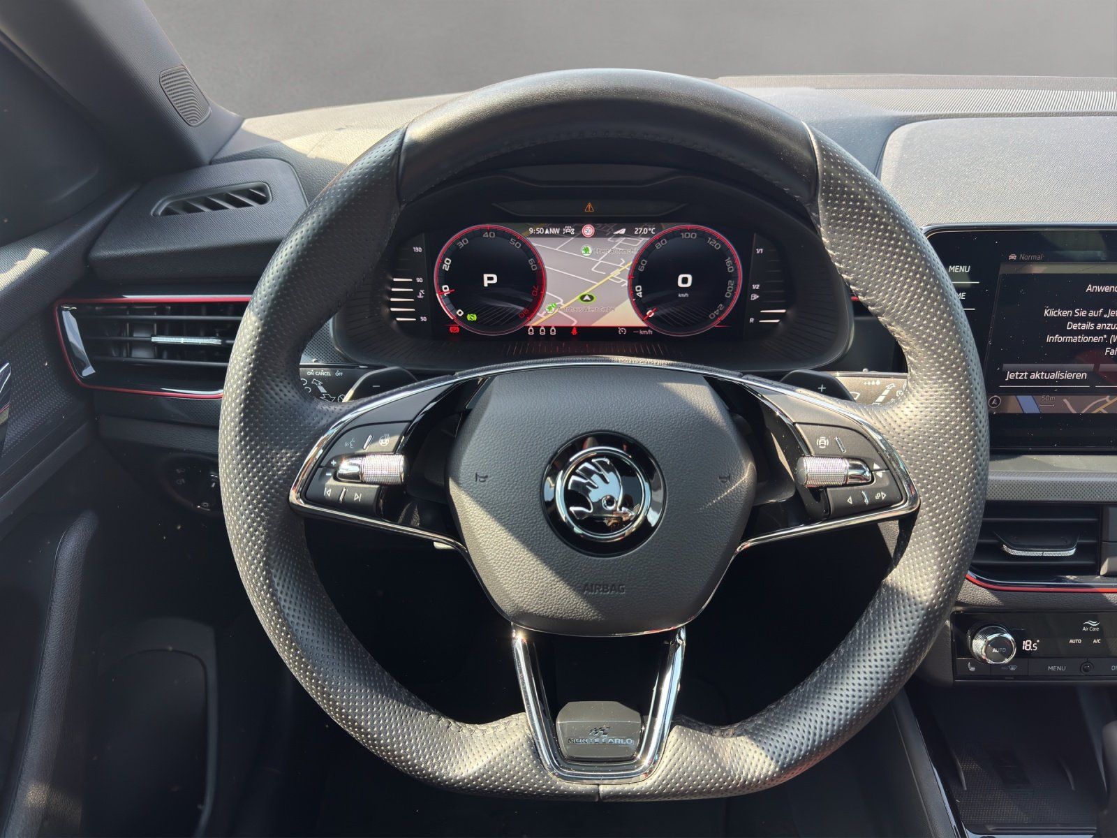 Fahrzeugabbildung SKODA Scala 1.5 TSI DSG Monte Carlo/KAMERA/PANO/VIRT./