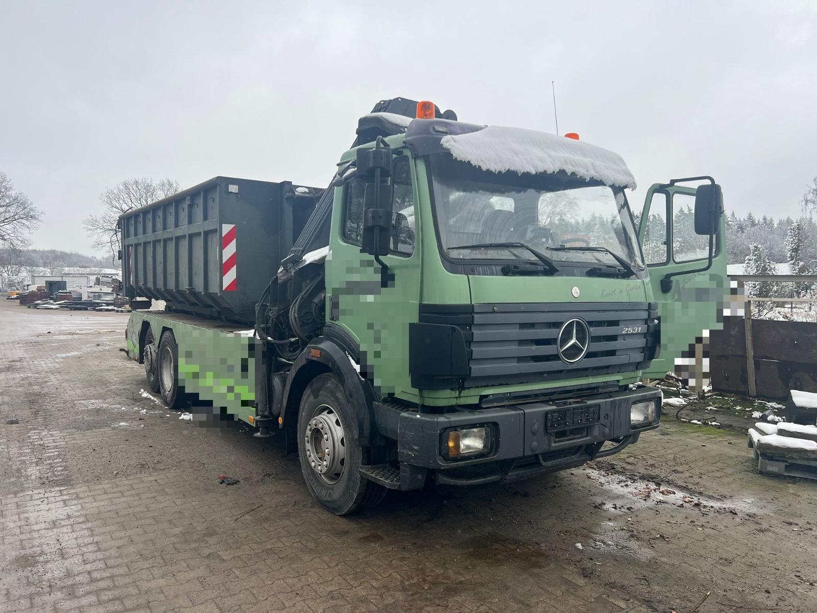 Mercedes-Benz 2531 SK ABROLLKIPPER MIT KRAN 6X2 LIFT ACHSE