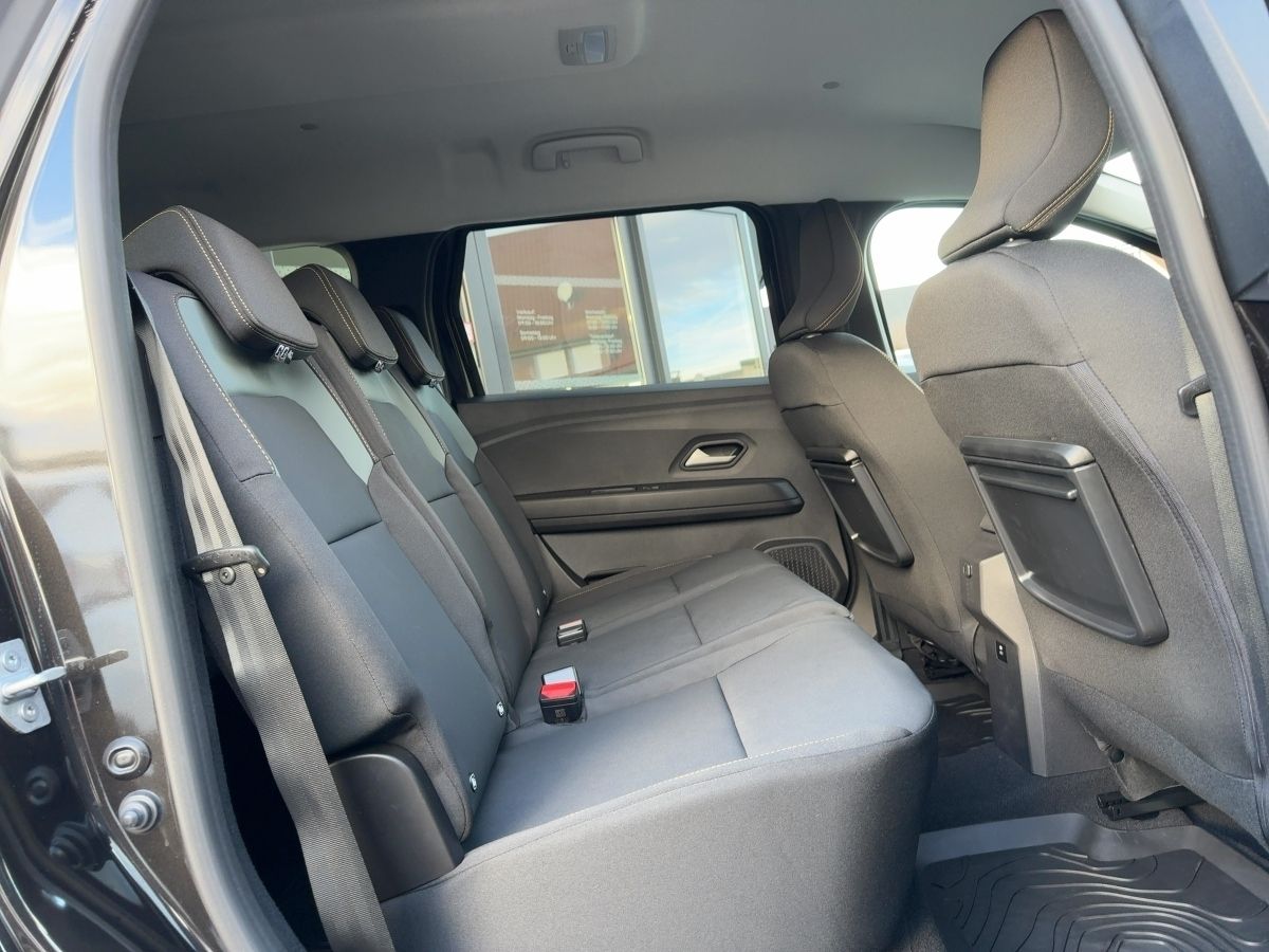 Fahrzeugabbildung Dacia Jogger Extreme hybrid 155 7-Sitzer MY26 *sofort*