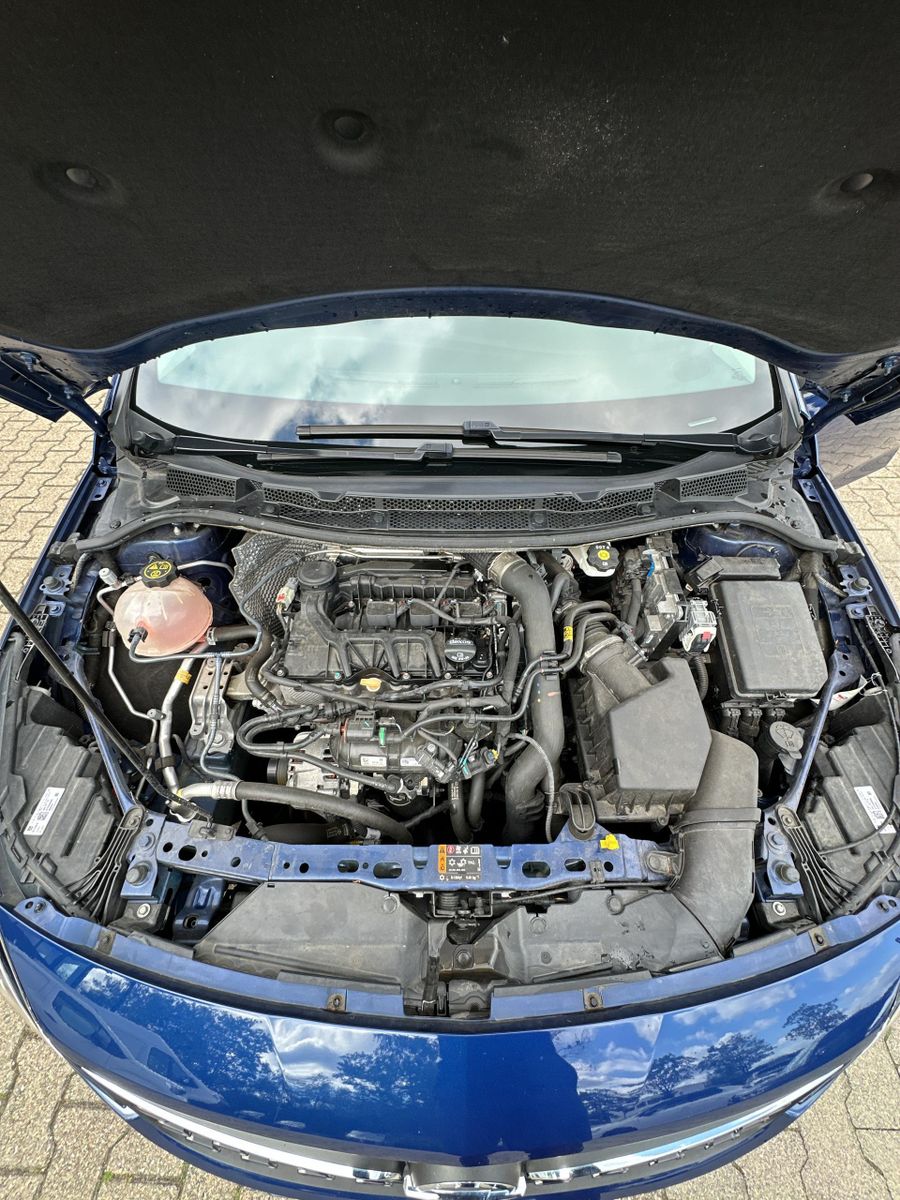 Fahrzeugabbildung Opel Astra K Design & Tech+NAVI+SHZ+USB+LED+S&S+PDC+