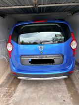 Dacia Lodgy 1.6 SCe 100 Stepway 7 Sitzer - blaue Dacia Lodgy