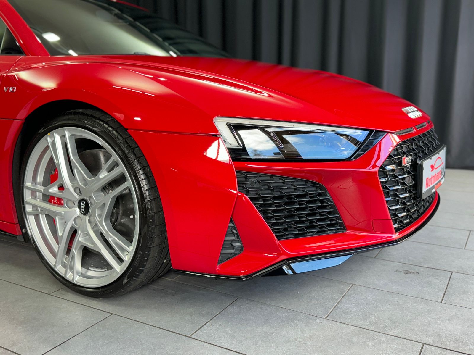 Fahrzeugabbildung Audi R8 Coupe 5.2 FSI quattro performance|B&O|KERAMIK