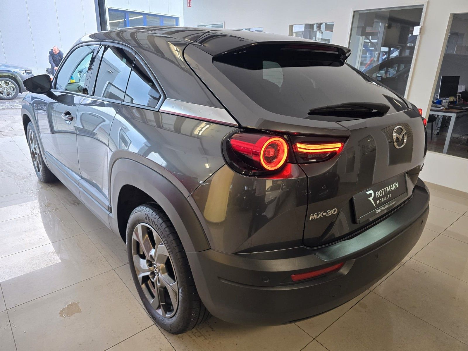 Mazda MX-30 - Bild 4