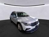 Volkswagen Tiguan Elegance 2.0TDI DSG/PANO/CAM/IQ/GARANTIE - Volkswagen Tiguan mit Diesel-Antrieb: Automatik