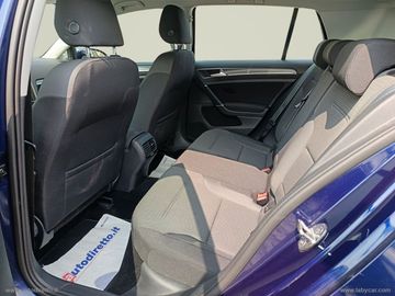 Volkswagen Golf - 7