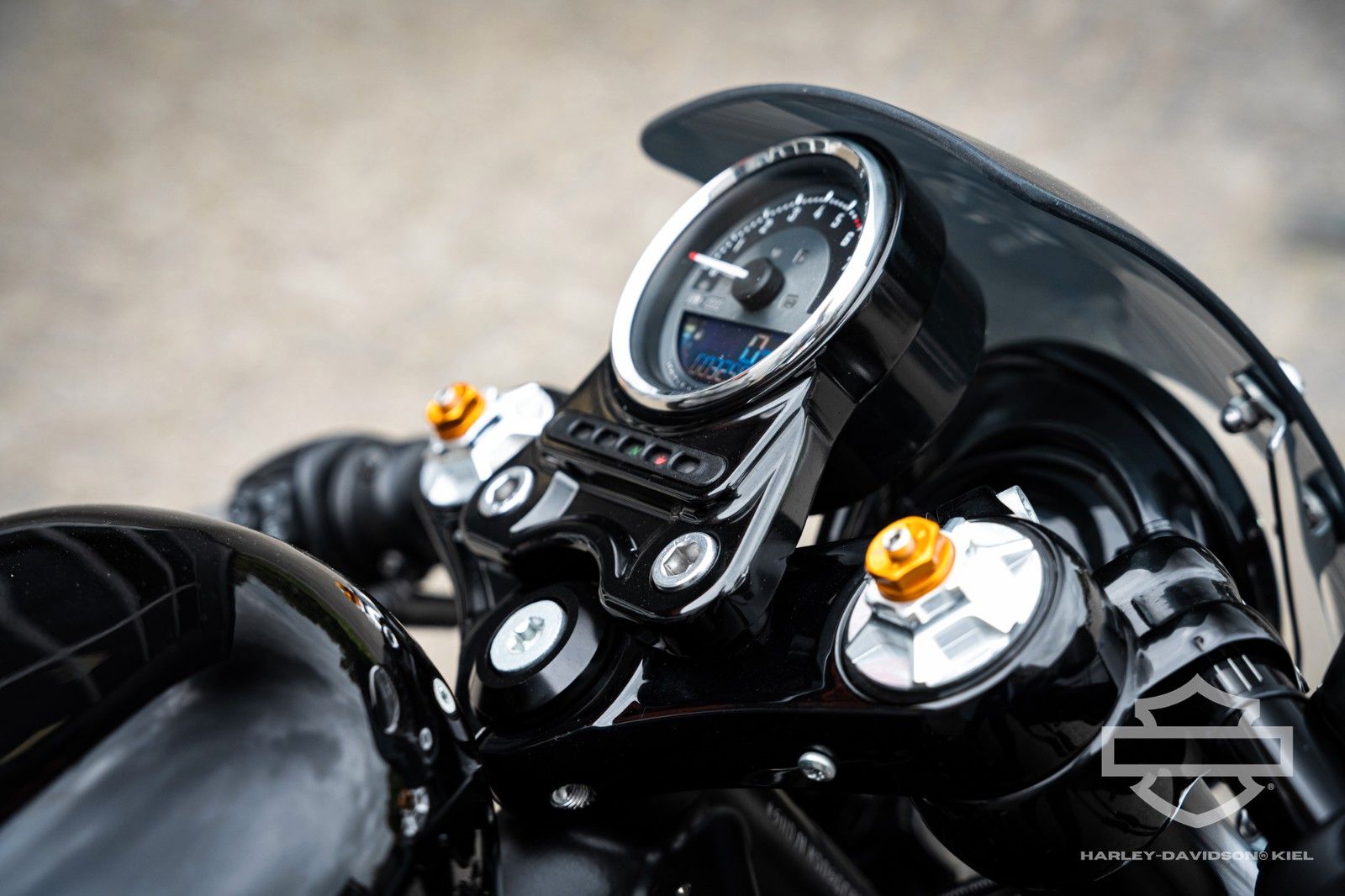Fahrzeugabbildung Harley-Davidson SPORTSTER ROADSTER XL1200CX Café Racer Jekill