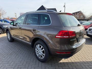 Volkswagen Touareg - 10