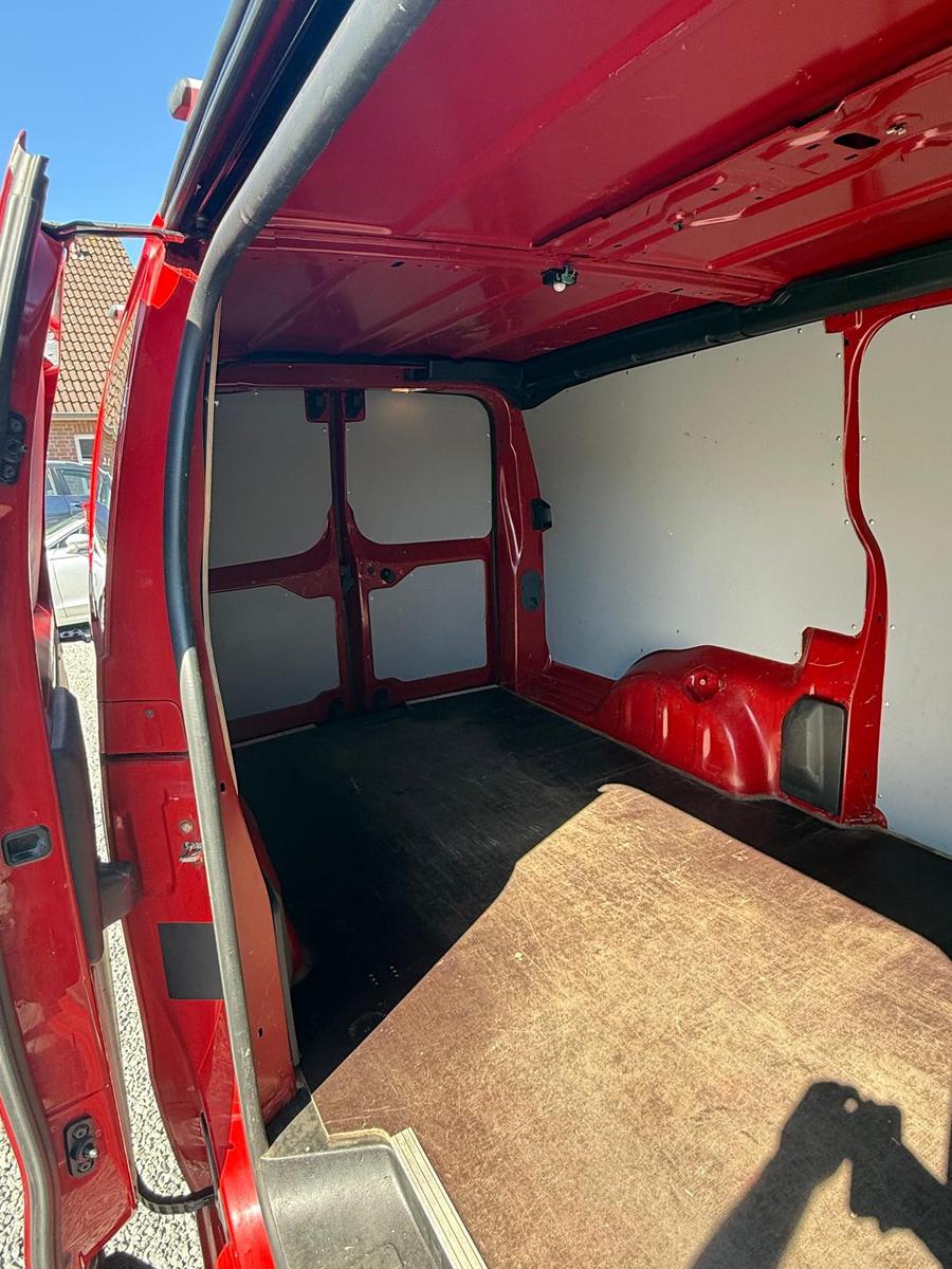 Opel Vivaro Automatik Elegance Standheizung PDC 177Ps