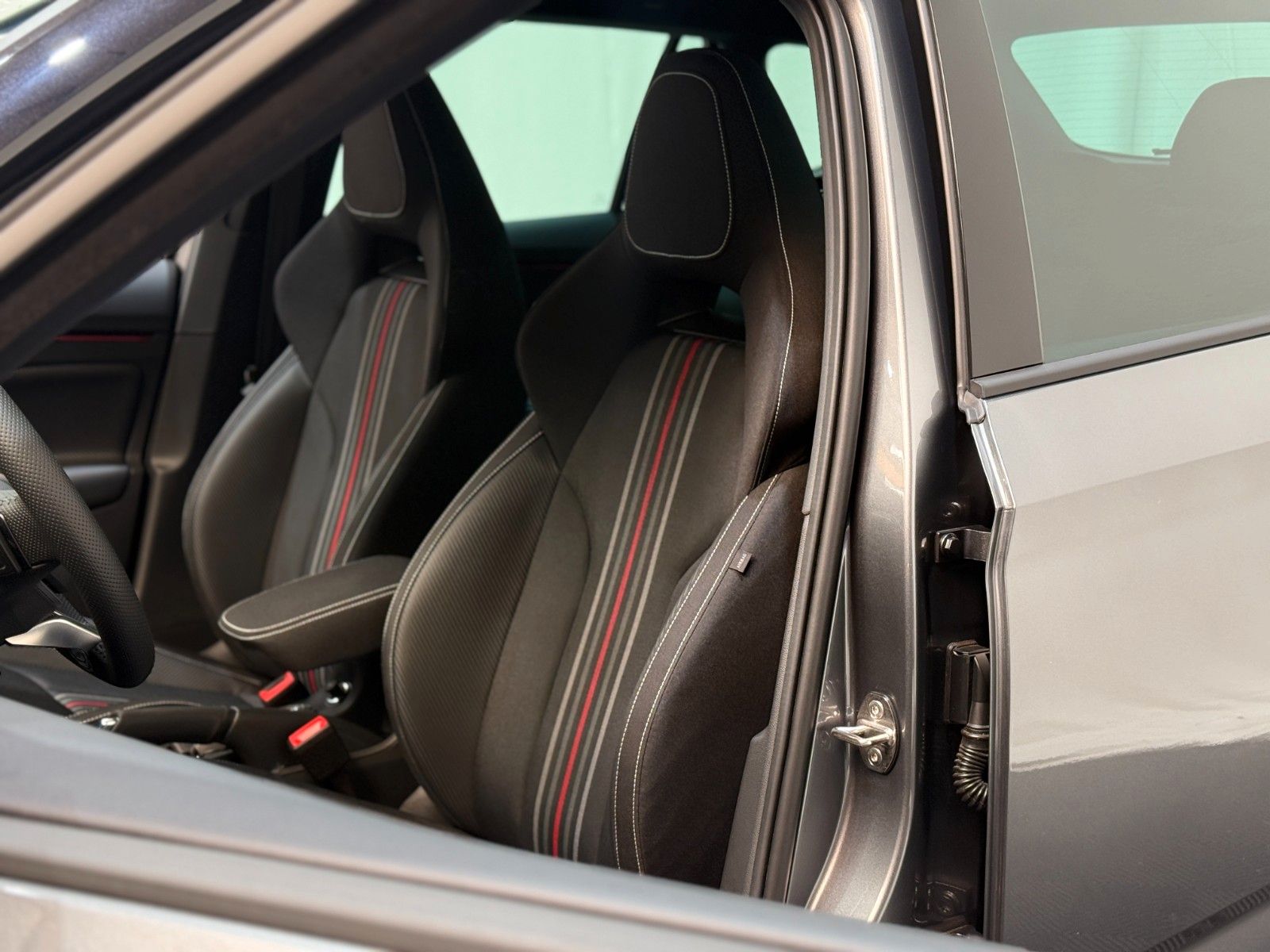 Fahrzeugabbildung SKODA Kamiq Monte Carlo / Matrix / AHK / Navi