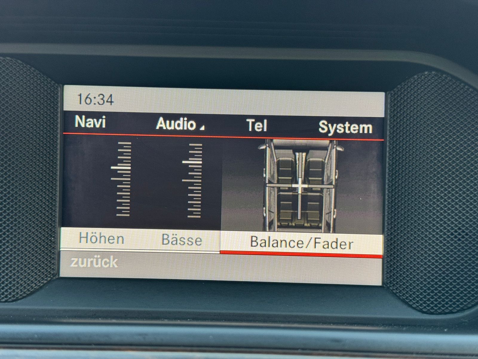 Fahrzeugabbildung Mercedes-Benz C 200 BE 7GT ELEGANCE NAVI ILS AHK SPORT 18 ALU