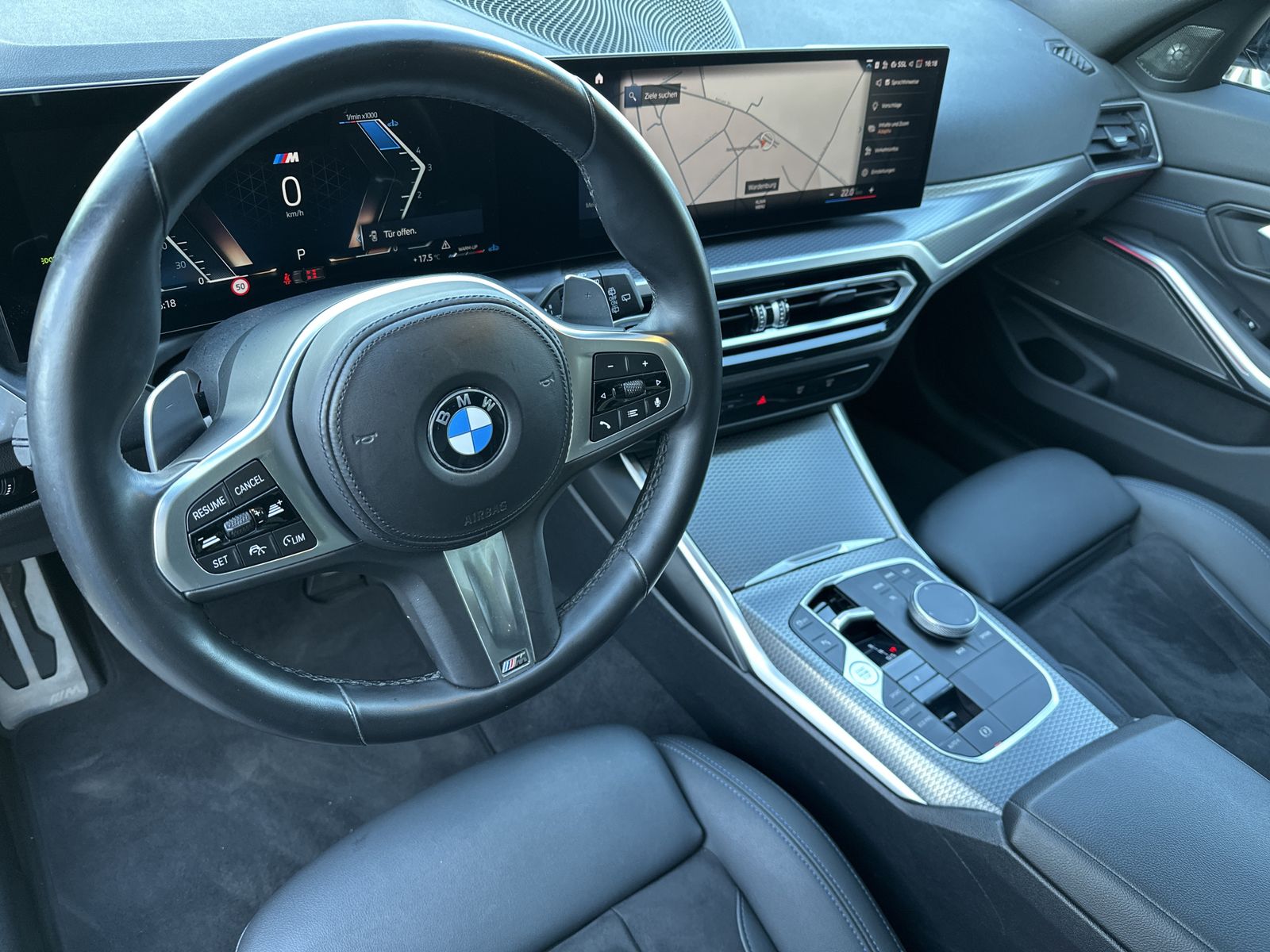Fahrzeugabbildung BMW 320d Touring M-Sport NAV+LED+ACC+PANO+H&K+KAMERA