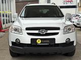 Chevrolet Captiva 2.4 LS 2WD 7-Sitzer Zahnriemen/TÜV Neu - gebrauchte Chevrolet Captiva aus dem Jahr 2011