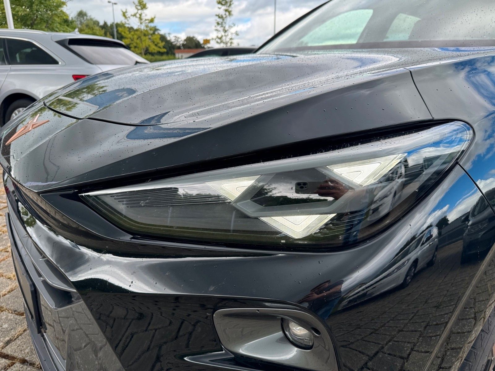 Fahrzeugabbildung CUPRA Terramar 1.5 eTSI 110 kW